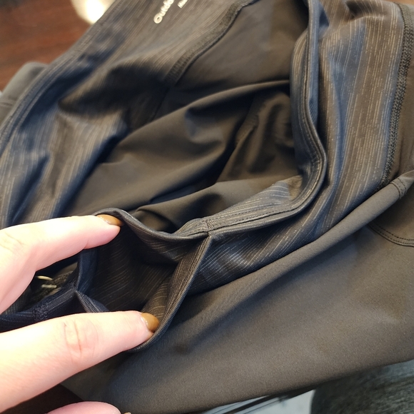 NWT Outdoor Voices 4" Short Brief Lined 2 Pockets Size XXXL 18-20 - Picture 15 of 16